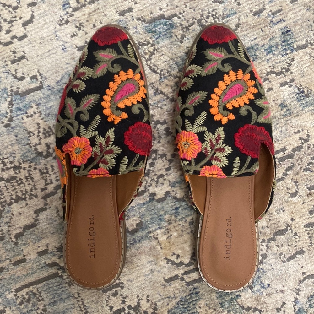 Floral Print Mules